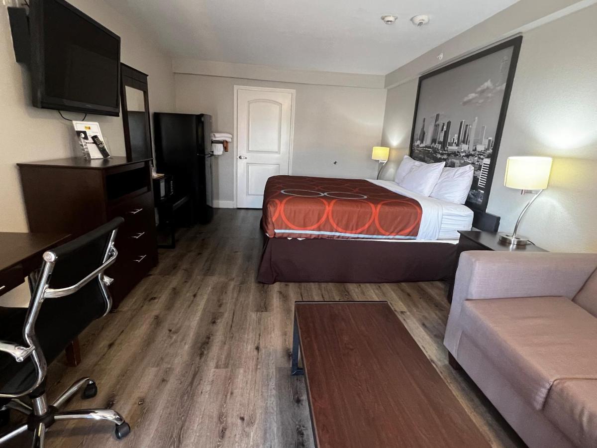 Hotel Super 8 By Wyndham Mont Belvieu - Baytown East Exterior foto